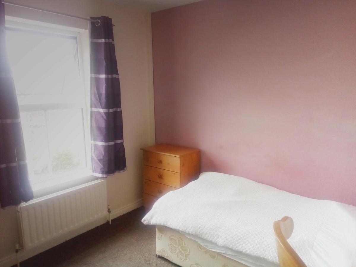 Avondale Accommodation Letterkenny Habitación foto